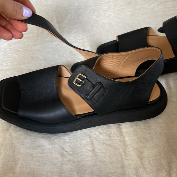 Paloma Barcelo Jari Flat sandals in black nappa leather - Picture 6 of 13